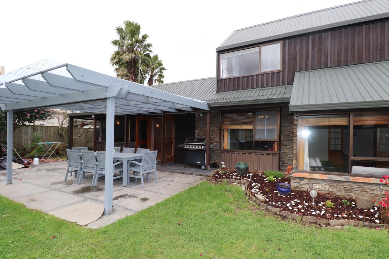Quiet Family Home In Chedworth Hamilton Esterno foto