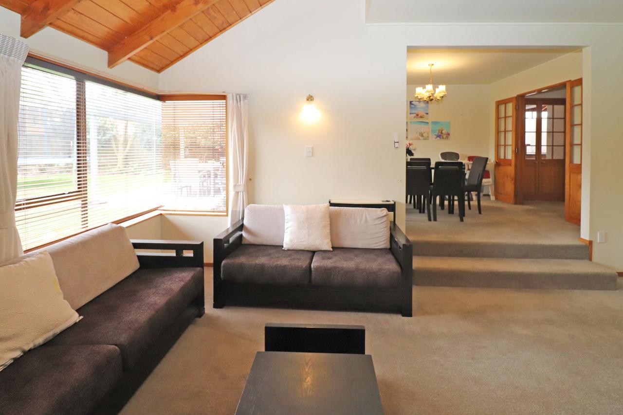 Quiet Family Home In Chedworth Hamilton Esterno foto