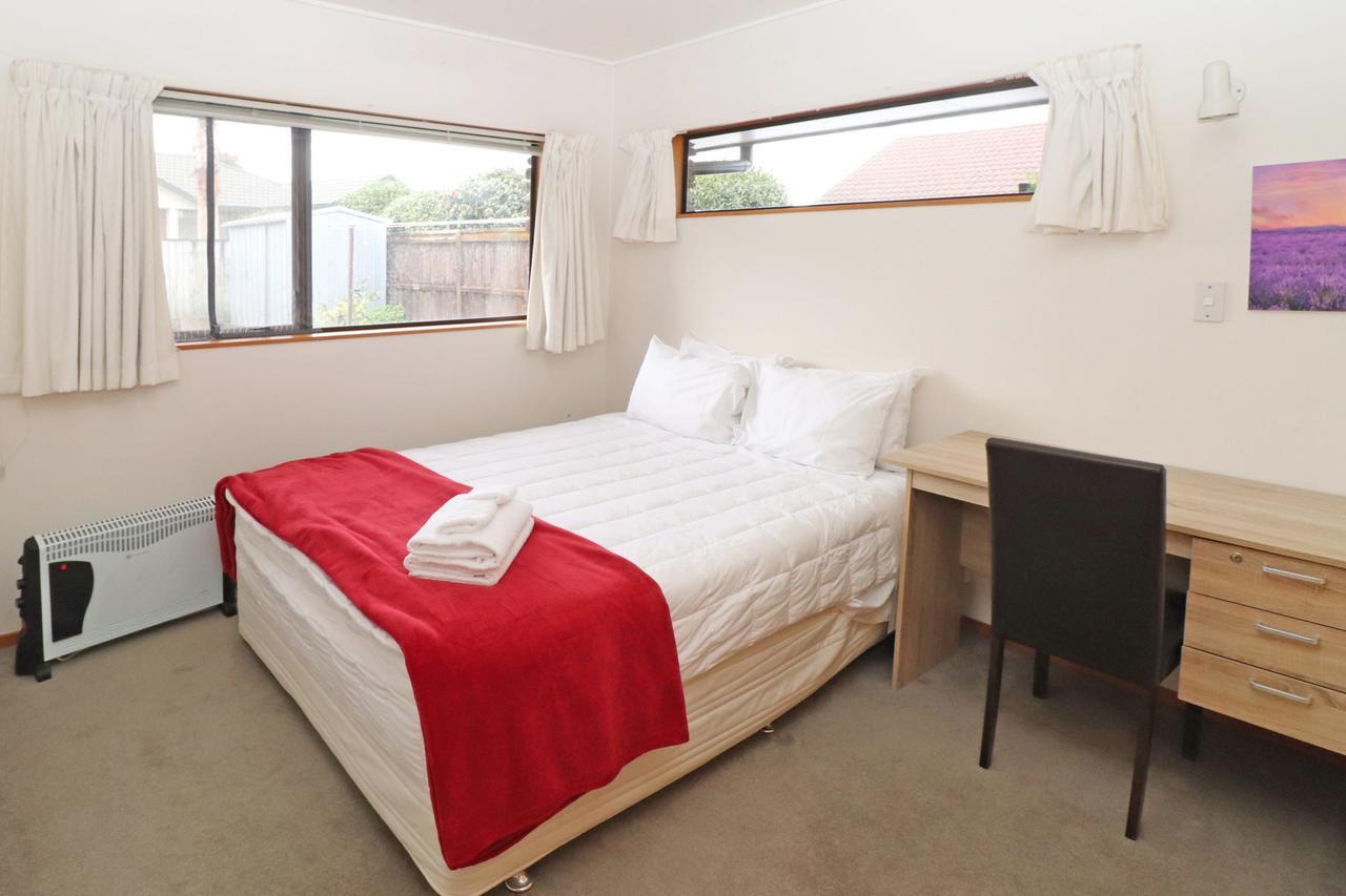 Quiet Family Home In Chedworth Hamilton Esterno foto