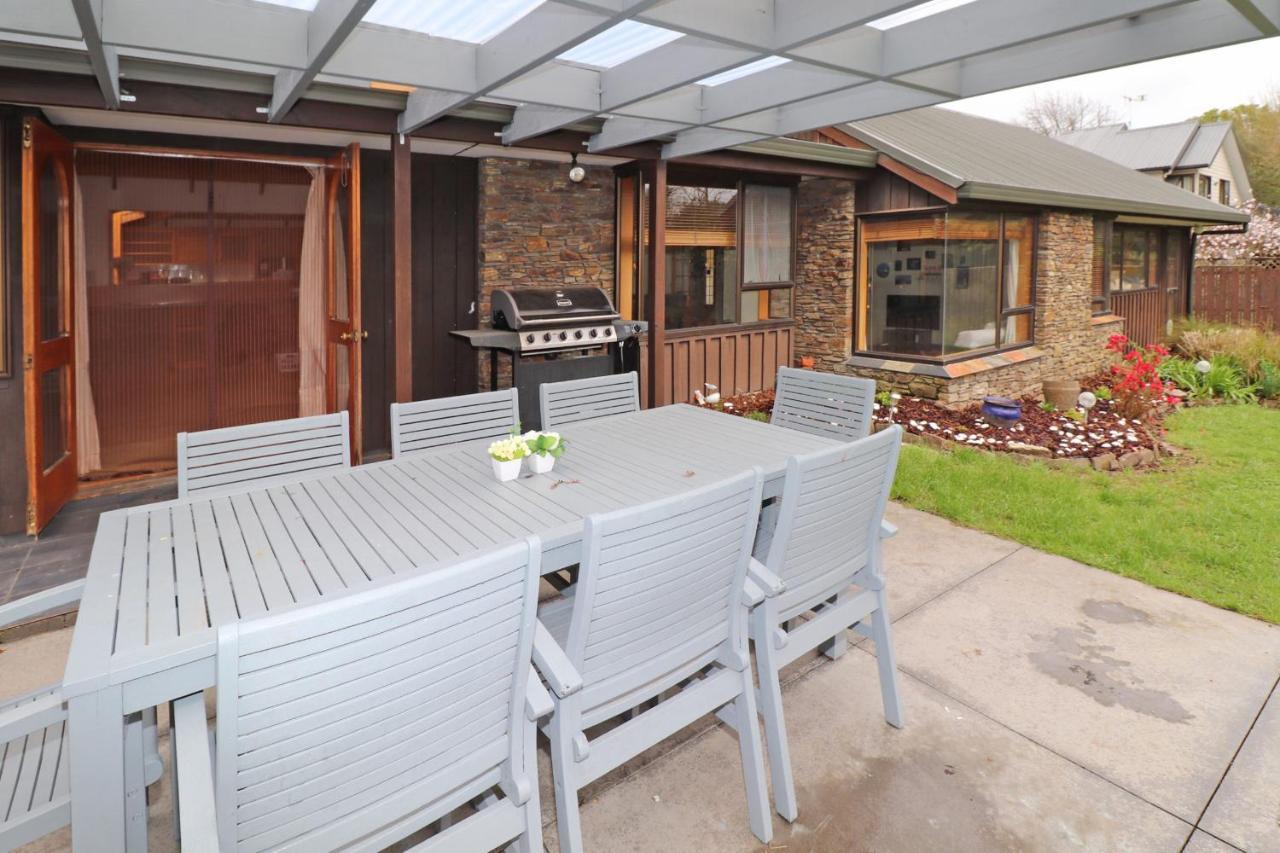 Quiet Family Home In Chedworth Hamilton Esterno foto